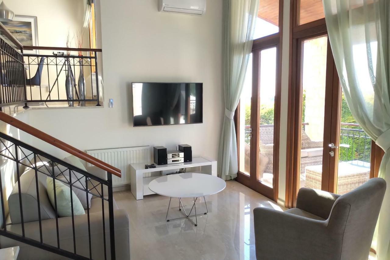 Villa Hermiona Kouklia Exteriör bild
